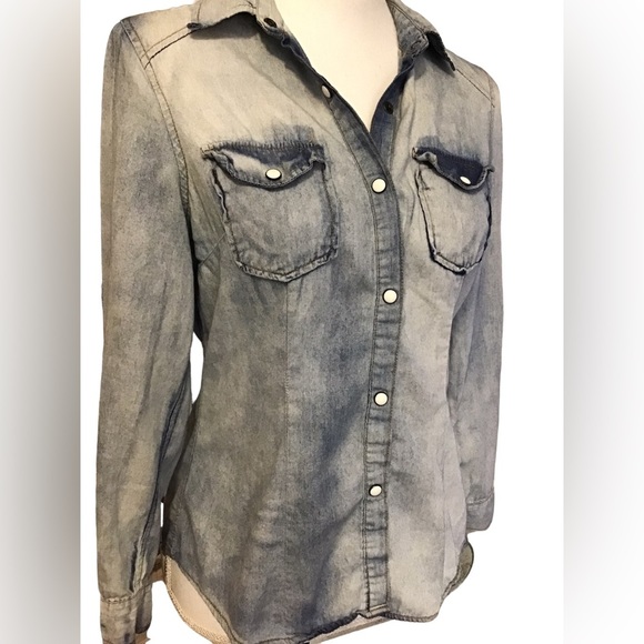 RED Snap acid washed western style button down shirt size Medium - Picture 3 of 9